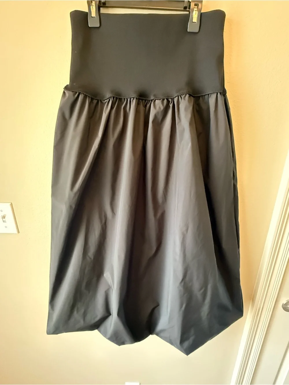 Emerson Lang Black Balloon Midi Skirt - Women’s Size Medium Elegant Chic
